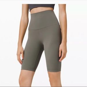 Lululemon high rise align grey sage WORN ONCE SZ 4